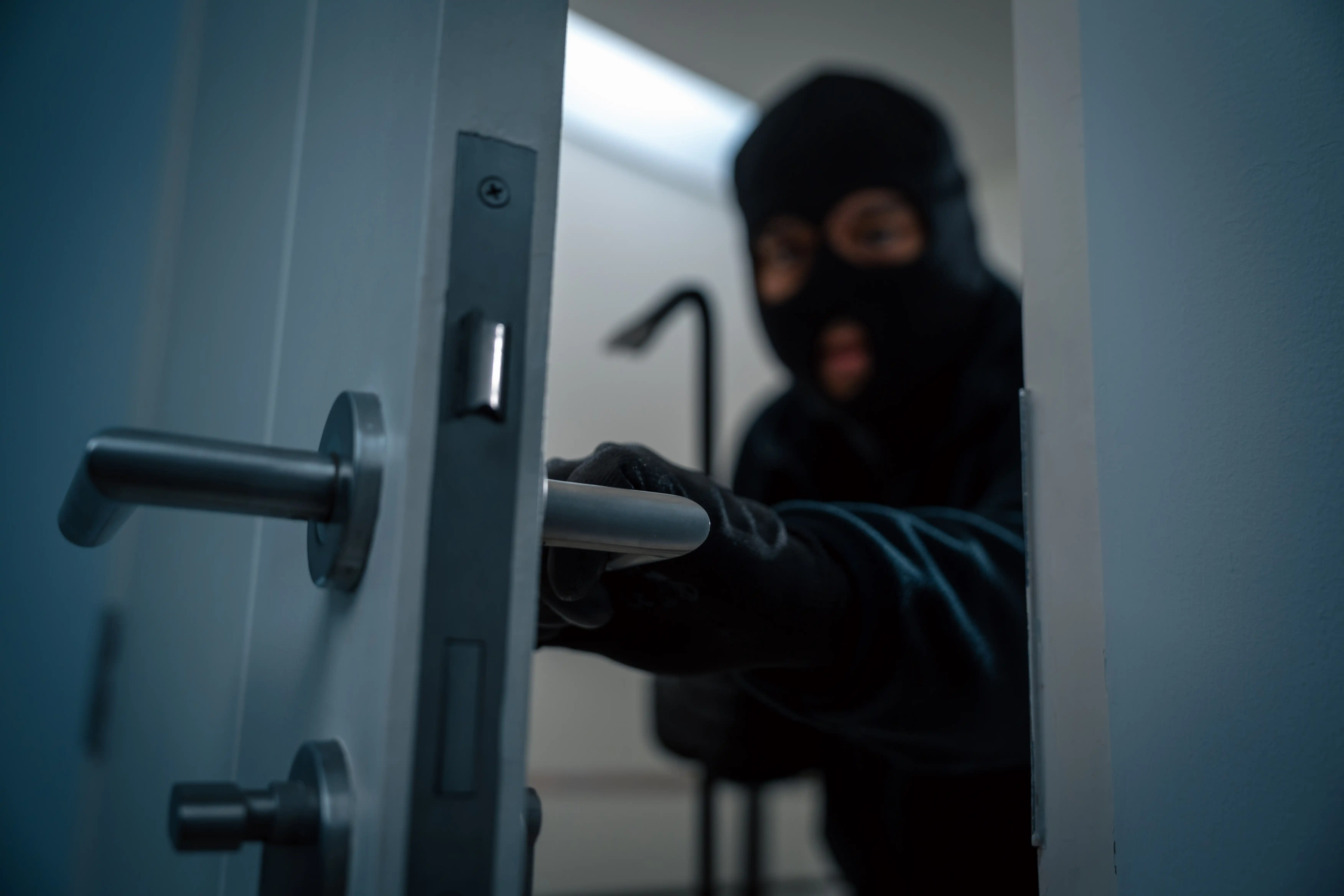 Inseguridad en Chile: cómo reforzar la seguridad de tu hogar